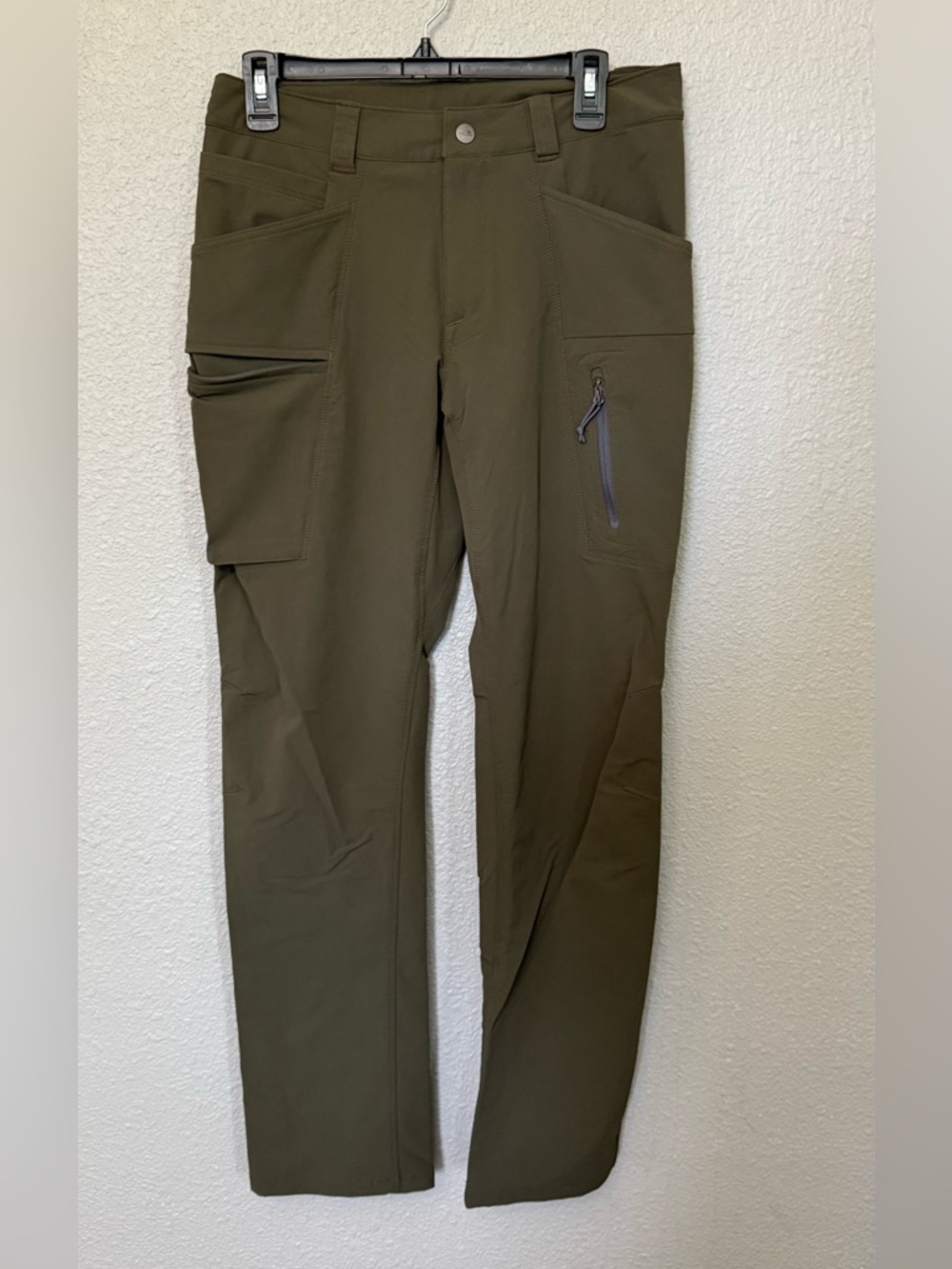 The North Face Retrac Tech Pants size 30” in Olive Green